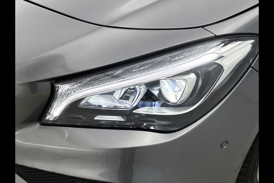 Mercedes-Benz CLA-Klasse 180 Business Solution AMG Upgrade Edition(NL-auto, Camera, Parkeerhulp, Navigatie, StoelV, Etc)