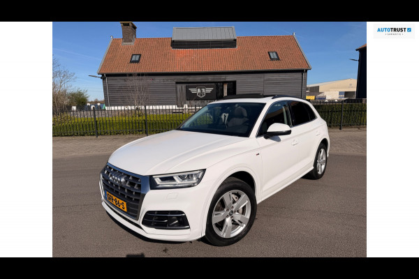 Audi Q5 55 TFSI Plug-in SOH 98% Hybride Quattro 300PK Competition S-Line Panoramadak Led-Xenon
