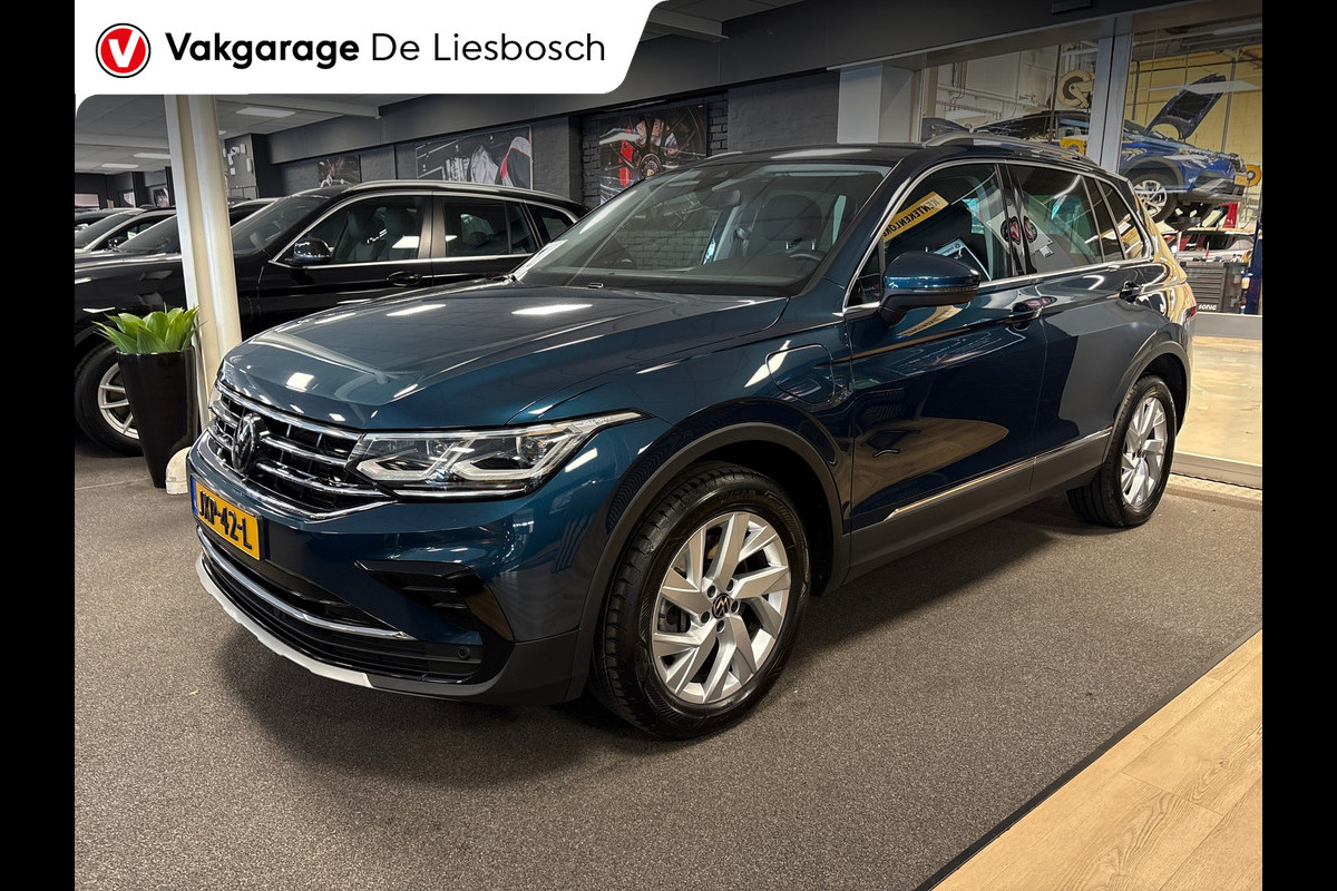 Volkswagen Tiguan 1.4 TSI eHybrid,Business+,navi,camera,apple carplay,stoelverw.IQ light