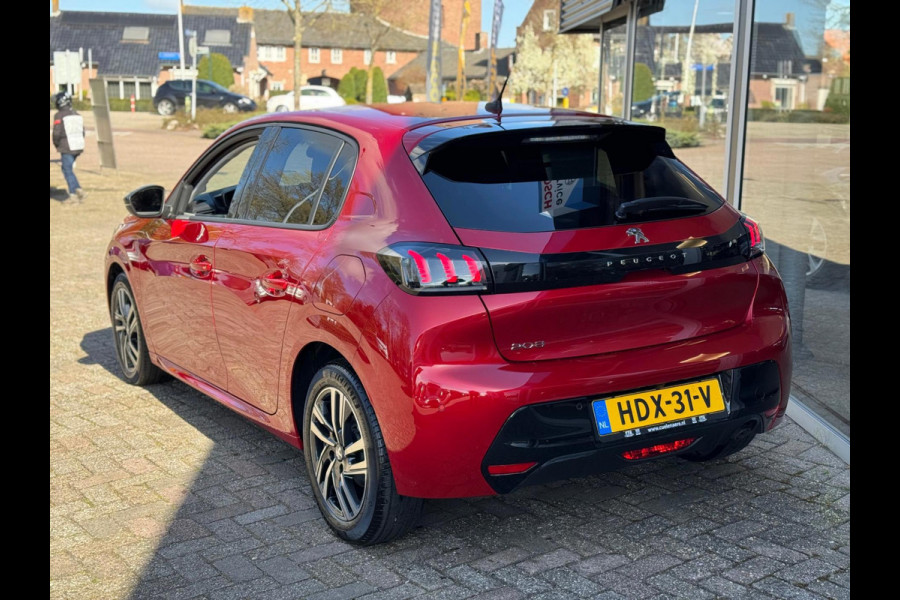Peugeot 208 1.2 PureTech 100 Allure Navi / P-sensoren & camera / Clima / LM velgen