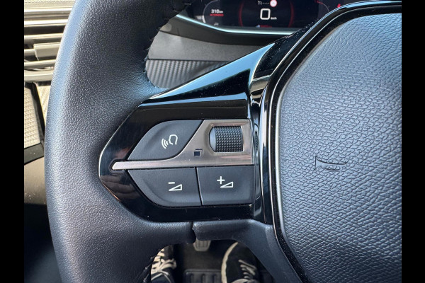Peugeot 208 1.2 PureTech 100 Allure Navi / P-sensoren & camera / Clima / LM velgen