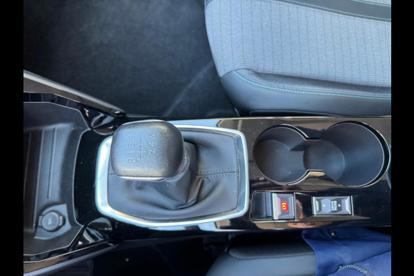 Peugeot 208 1.2 PureTech 100 Allure Navi / P-sensoren & camera / Clima / LM velgen