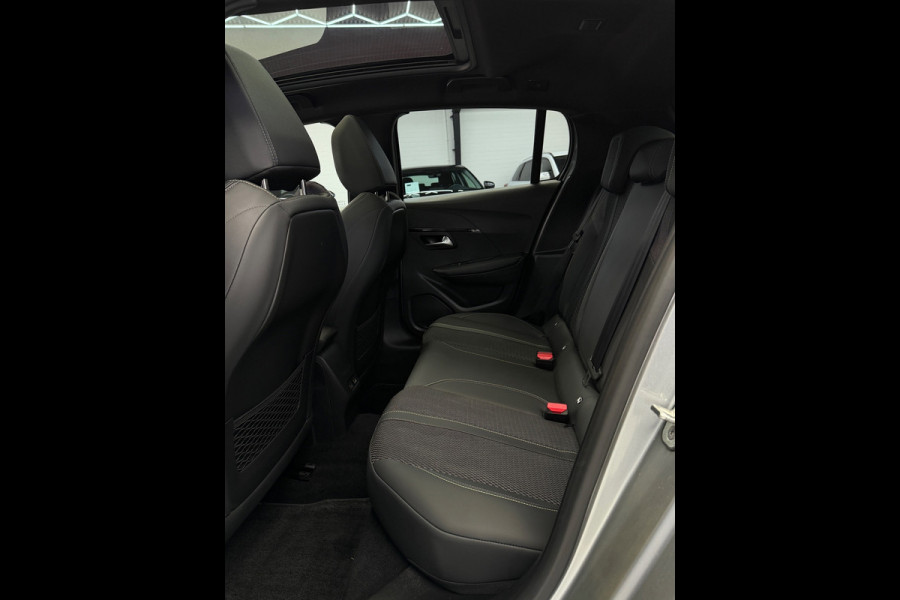 Peugeot 208 Hybrid 136 e-DCS6 GT Premium Panorama