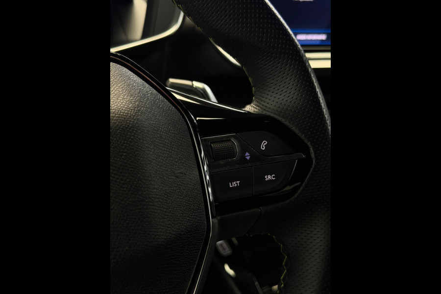 Peugeot 208 Hybrid 136 e-DCS6 GT Premium Panorama