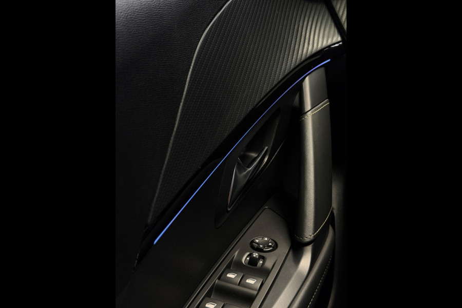 Peugeot 208 Hybrid 136 e-DCS6 GT Premium Panorama