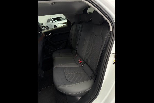 Audi A1 Sportback 40 TFSI 3x S-Line CarPlay 207pk