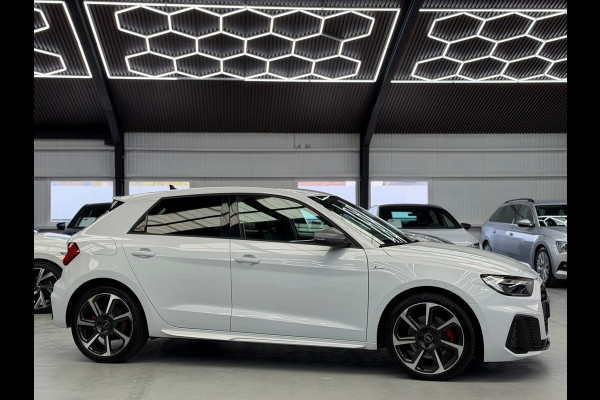 Audi A1 Sportback 40 TFSI 3x S-Line CarPlay 207pk