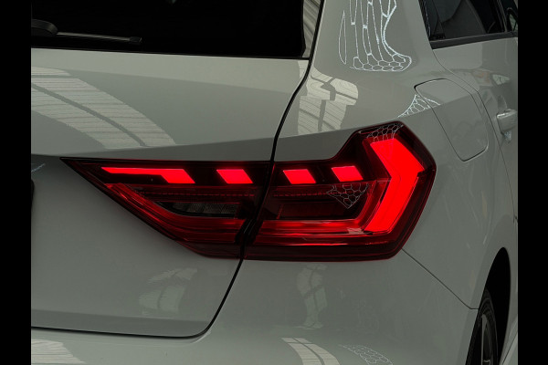 Audi A1 Sportback 40 TFSI 3x S-Line CarPlay 207pk