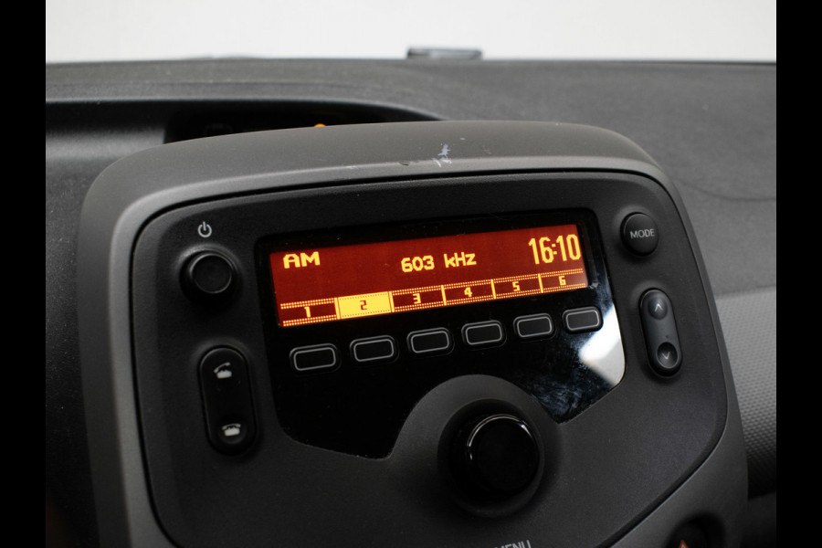 Peugeot 108 1.0 e-VTi Active Sport (AIRCO,BLUETOOTH,BLACK EDITION,START/STOP,ELEKTRISCH PAKKET,SPORTSTOELEN,NETTE STAAT)