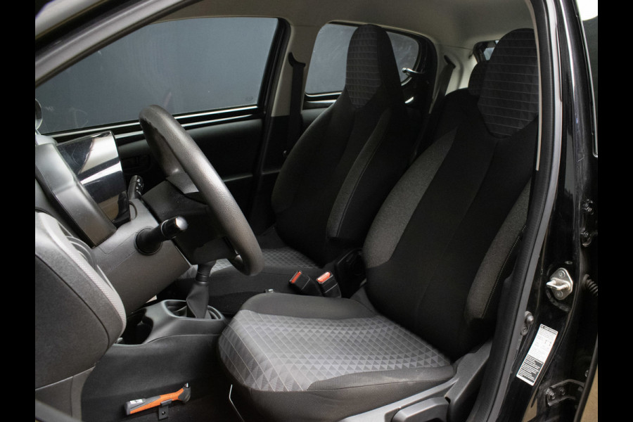 Peugeot 108 1.0 e-VTi Active Sport (AIRCO,BLUETOOTH,BLACK EDITION,START/STOP,ELEKTRISCH PAKKET,SPORTSTOELEN,NETTE STAAT)