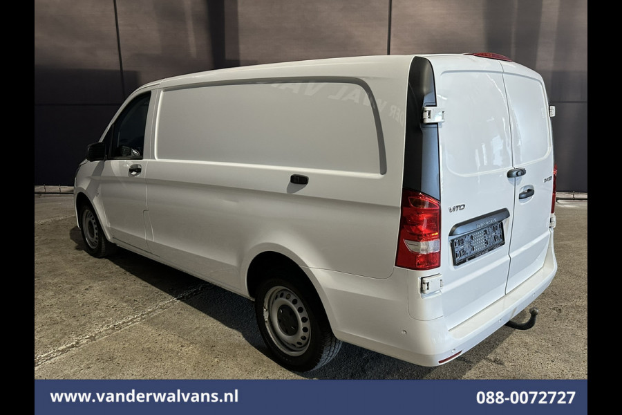 Mercedes-Benz Vito 114 CDI 136pk L2H1 Euro6 Airco | Navigatie | Camera | Cruisecontrol | Stoelverwarming Parkeersensoren, Trekhaak, Bijrijdersbank