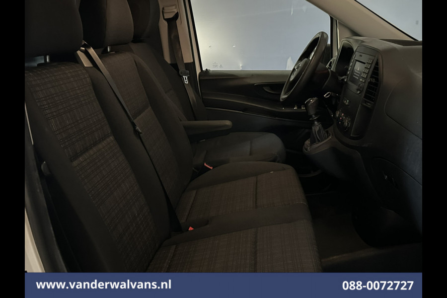 Mercedes-Benz Vito 114 CDI 136pk L2H1 Euro6 Airco | Navigatie | Camera | Cruisecontrol | Stoelverwarming Parkeersensoren, Trekhaak, Bijrijdersbank