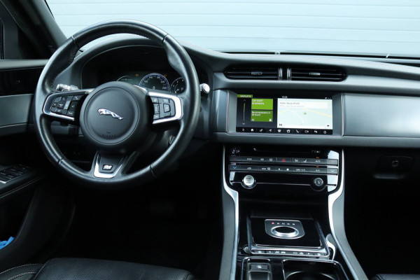 Jaguar XF Sportbrake 2.0t Portfolio R sport / Automaat / Carplay / Stoelverwarming.