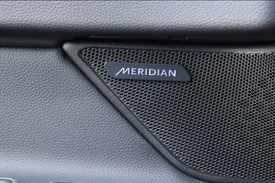 Jaguar XF Sportbrake 2.0t Portfolio R sport / Automaat / Carplay / Stoelverwarming.