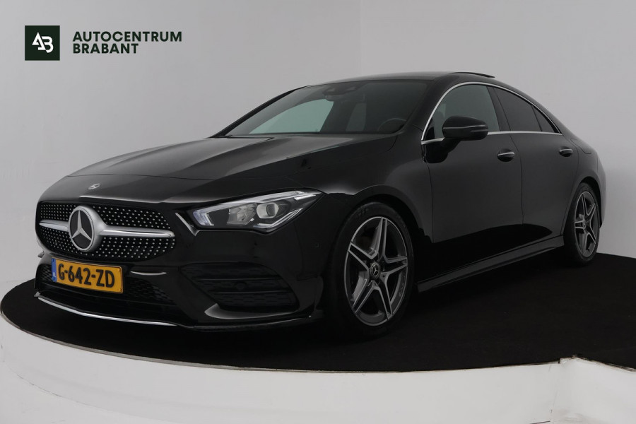 Mercedes-Benz CLA-Klasse 180 Business Solution AMG (PANORAMADAK, TREKHAAK, SFEERVERLICHTING, STOELVERWARMING, CAMERA, SENSOREN)