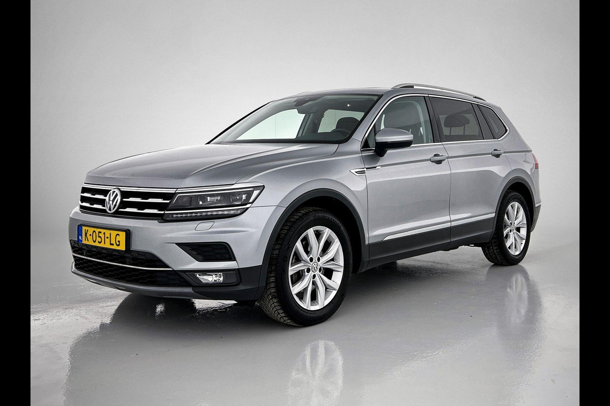 Volkswagen Tiguan Allspace 1.5 TSI Highline |BTW| PANORAMISCH DAK | NLauto |DealeronderH | Stoelmas+verw | TrekH | Add CC |LaneAss