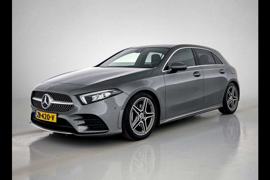 Mercedes-Benz A-Klasse 180 Business Solution AMG Automaat (PANORAMADAK, TREKHAAK ELEKT. WEGKLAPBAAR, CAMERA, STOELVERWARMING)