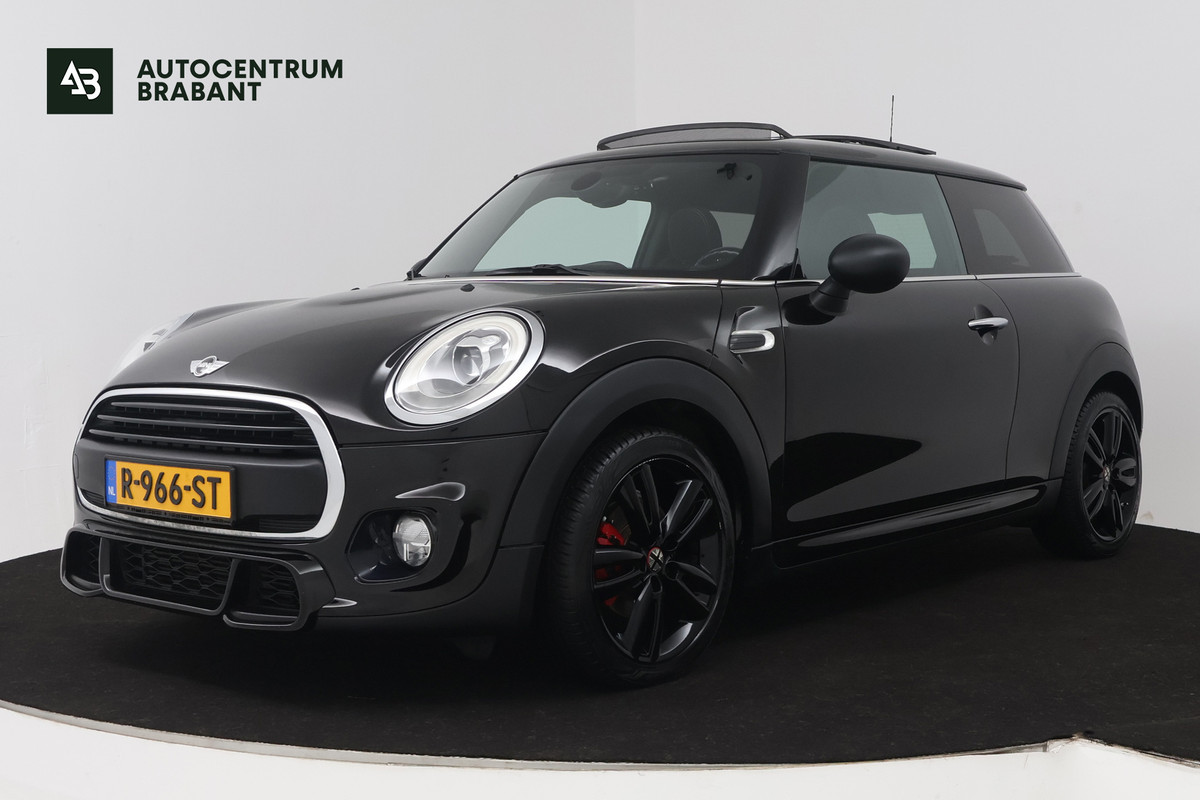 MINI Mini 1.5 One Chili Business (PANORAMADAK, PARKEERSENSOREN, CRUISE CONTROL, NAVIGATIE, STOELVERWARMING, SFEERVERLICHTING)
