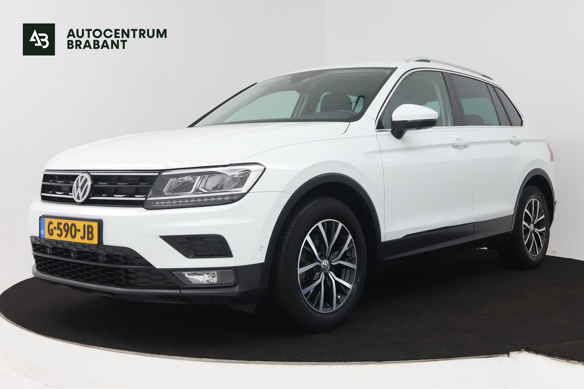 Volkswagen Tiguan 1.5 TSI Comfortline Business (NAVIGATIE, TREKHAAK, 360 CAMERA, VIRTUAL COCKPIT, LED)