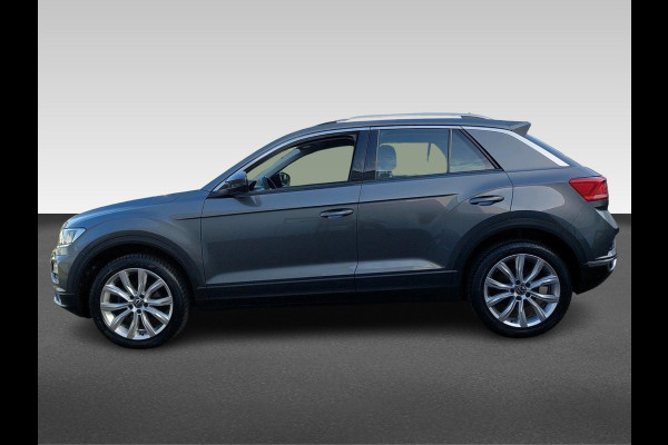 Volkswagen T-Roc 1.5 TSI Style Business | Afneembare Trekhaak | Camera | Winter Pakket