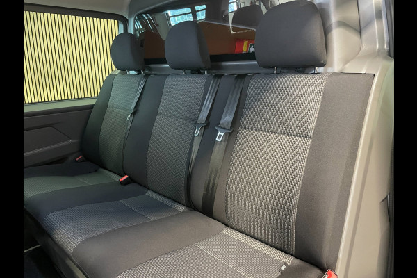 Volkswagen Transporter 2.0 TDI L2H1 30 DC Bulli|AUTOMAAT|ACC|TREKHAAK|DIGITAL|CARPLAY|CAMERA|DUBBELE SCHUIFDEUR|TWEE ACHTERDEUREN|
