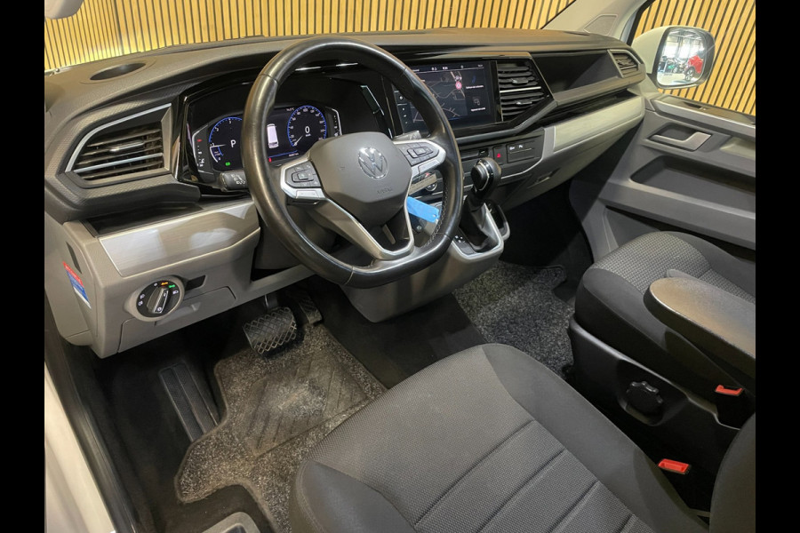 Volkswagen Transporter 2.0 TDI L2H1 30 DC Bulli|AUTOMAAT|ACC|TREKHAAK|DIGITAL|CARPLAY|CAMERA|DUBBELE SCHUIFDEUR|TWEE ACHTERDEUREN|