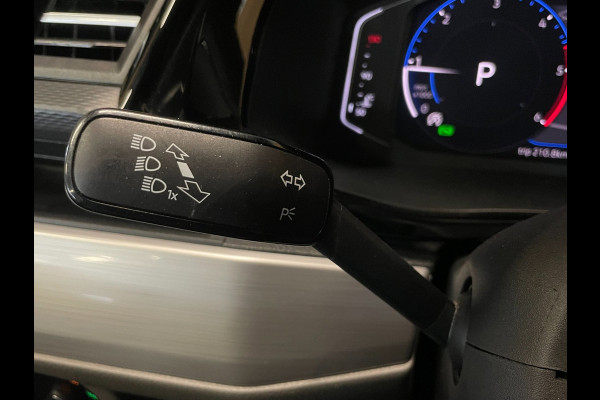 Volkswagen Transporter 2.0 TDI L2H1 30 DC Bulli|AUTOMAAT|ACC|TREKHAAK|DIGITAL|CARPLAY|CAMERA|DUBBELE SCHUIFDEUR|TWEE ACHTERDEUREN|