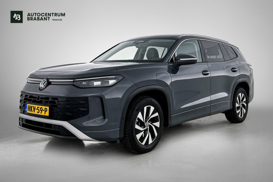 Volkswagen Tayron 1.5 eHybrid Life Edition(Fabrieksgarantie, NL-auto, Carplay/ Android, Camera, Navi, Lane Assist, Adapt CRs, Etc)
