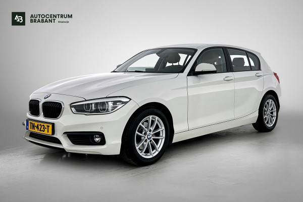 BMW 1-serie 118i High Executive (GROOT-NAVIGATIE, LEDER, STOELVERWARMING, PARKEERSENSOREN, DEALER ONDERHOUDEN)