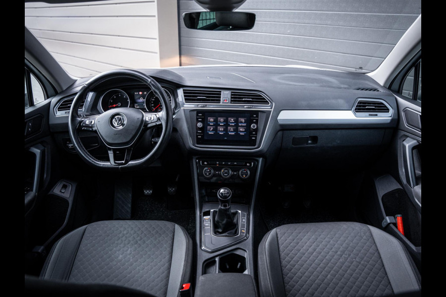 Volkswagen Tiguan 1.5 TSI Comfortline Business - ACC l Auto Carplay l PDC l Elek. Kofferklep