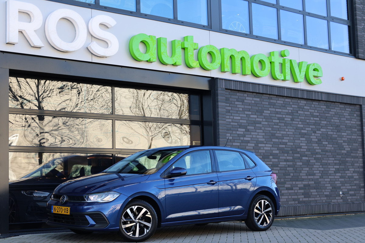 Volkswagen Polo 1.0 TSI Life | NAP! | DIGITAL | PDC VOOR & ACHTER | CARPLAY |