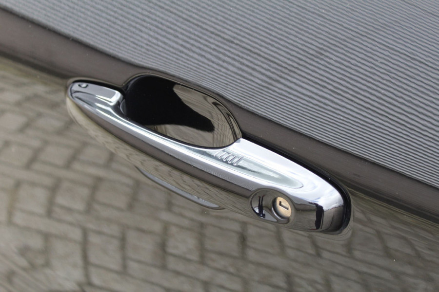 Ford Kuga 2.5 PHEV ST-Line X | Trekhaak | Panoramadak | BLIS | B&O | Navigatie