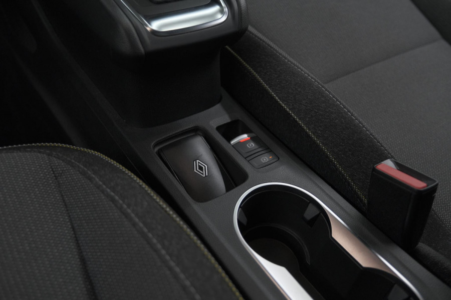 Renault Captur Mild Hybrid 160 EDC Techno | Camera | Navigatie | Apple Carplay | Pack Full Screen