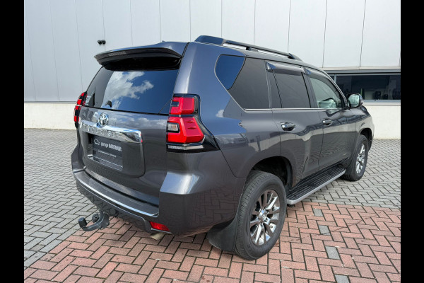 Toyota Land Cruiser 150 2.8 D-4D Professional Window VAN