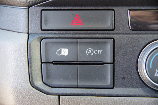 Volkswagen Crafter 35 2.0 TDI L3H2 177PK AUT. 3-ZITS, LED, CAMERA, STANDKACHEL, NAVI, CRUISE, AIRCO, MF STUURWIEL, PARKEERSENSOREN