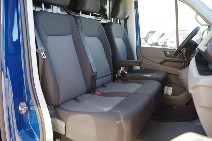 Volkswagen Crafter 35 2.0 TDI L3H2 177PK AUT. 3-ZITS, LED, CAMERA, STANDKACHEL, NAVI, CRUISE, AIRCO, MF STUURWIEL, PARKEERSENSOREN