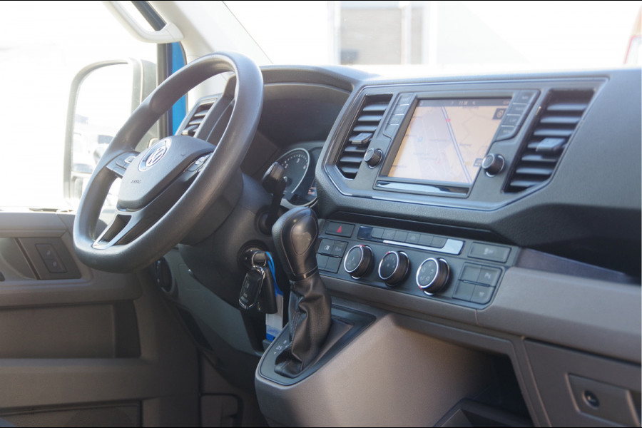 Volkswagen Crafter 35 2.0 TDI L3H2 177PK AUT. 3-ZITS, LED, CAMERA, STANDKACHEL, NAVI, CRUISE, AIRCO, MF STUURWIEL, PARKEERSENSOREN
