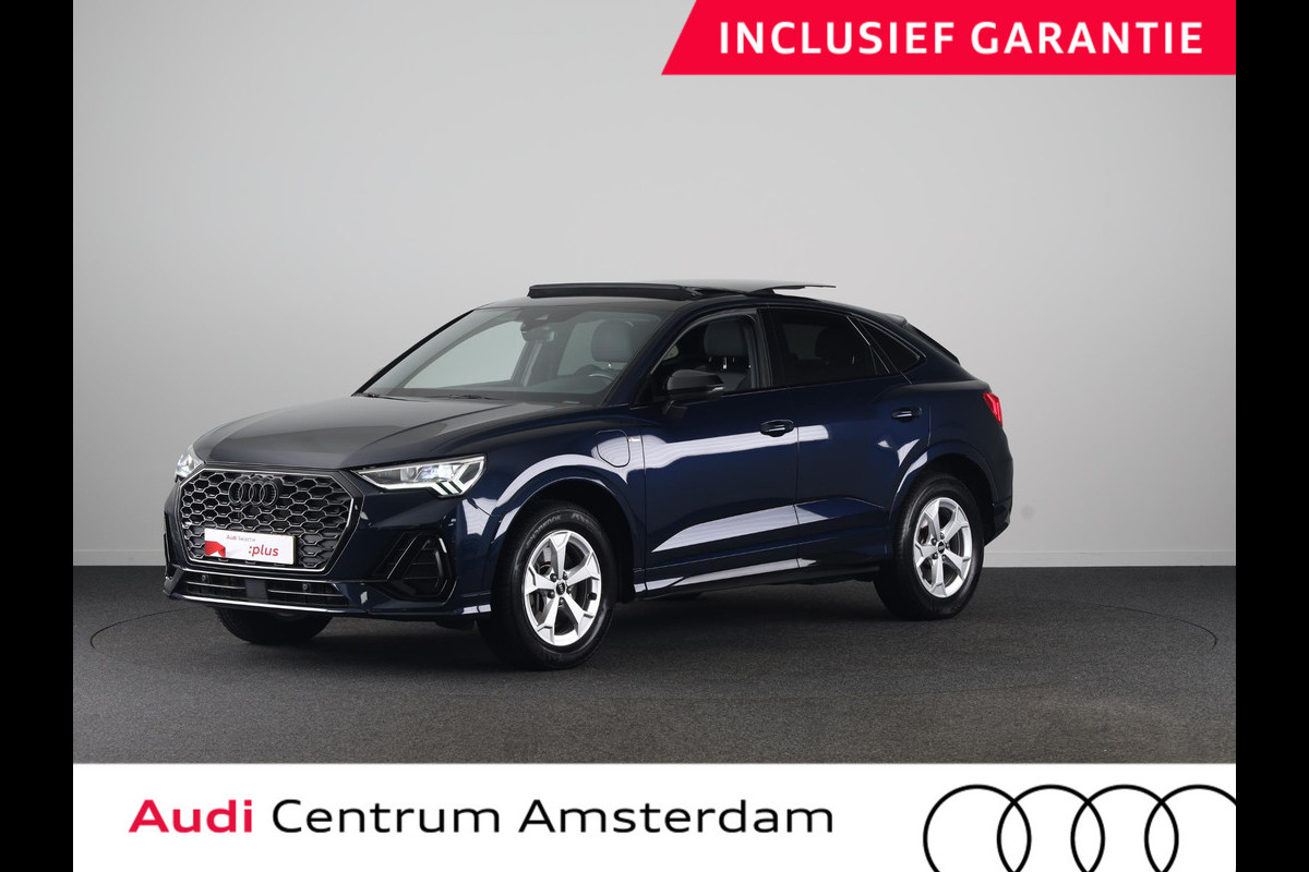 Audi Q3 Sportback 45 TFSI e S Edition 245 pk S-tronic | Navigatie | Panoramadak | Parkeersensoren | Adaptieve cruise control | S-Line