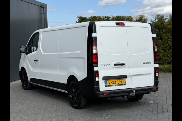 Renault Trafic 2.0 DCi 150 PK AUTOMAAT / L2H1 / TREKHAAK / **18.350 km** / AIRCO / CRUISE / CAMERA / 3-ZITS / LED / BLINDSPOT