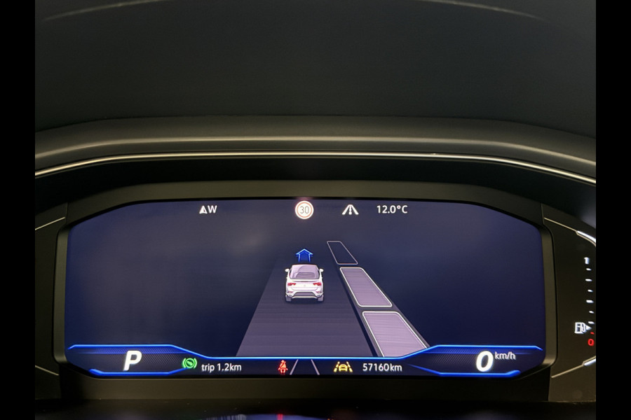 Volkswagen T-Roc Cabrio 1.5 TSI 150PK DSG R-LINE SPORT TREKHAAK/CAMERA/VIRTUAL