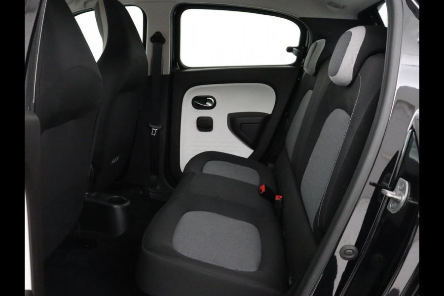 Renault Twingo Z.E. R80 Collection | SOH 77% | Climate control | Carplay | Navigatie | Bluetooth | Speedlimiter | DAB | LED | Origineel NL