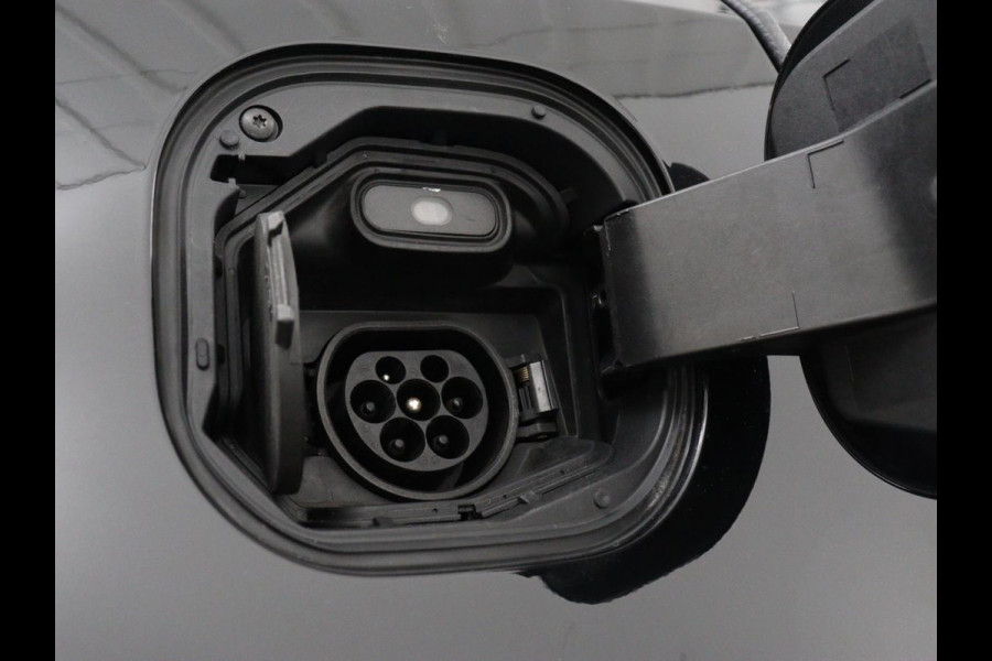 Renault Twingo Z.E. R80 Collection | SOH 77% | Climate control | Carplay | Navigatie | Bluetooth | Speedlimiter | DAB | LED | Origineel NL