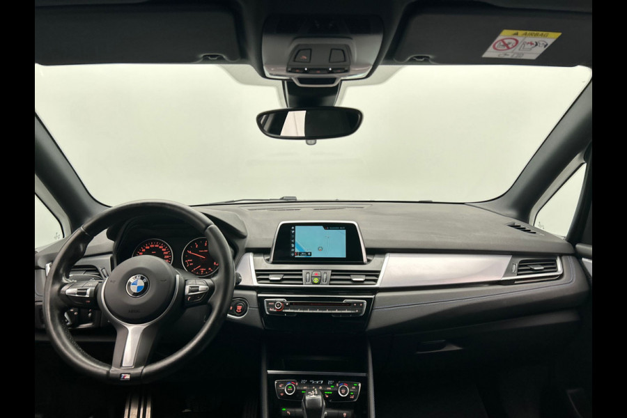 BMW 2 Serie Active Tourer 216d | M/Sport | Alcantara | Origineel NL | Camera | Cruise/Control | Stoel Verwarming |