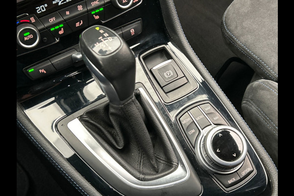 BMW 2 Serie Active Tourer 216d | M/Sport | Alcantara | Origineel NL | Camera | Cruise/Control | Stoel Verwarming |