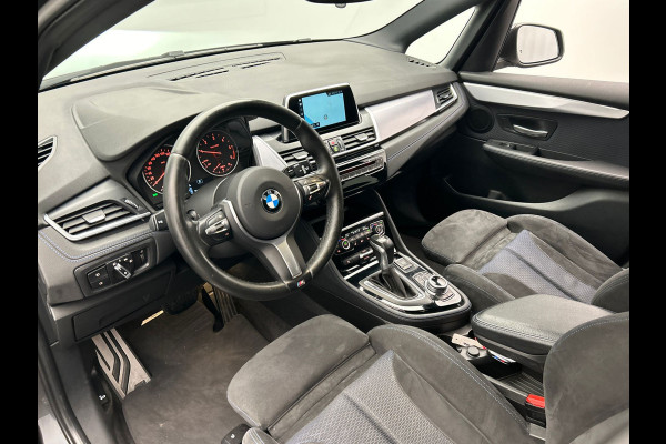 BMW 2 Serie Active Tourer 216d | M/Sport | Alcantara | Origineel NL | Camera | Cruise/Control | Stoel Verwarming |