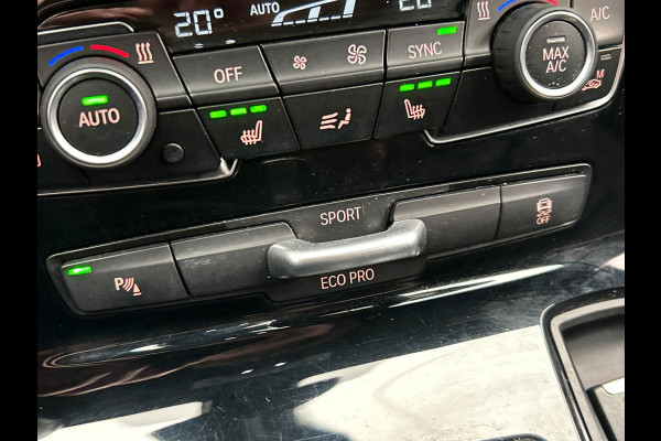 BMW 2 Serie Active Tourer 216d | M/Sport | Alcantara | Origineel NL | Camera | Cruise/Control | Stoel Verwarming |