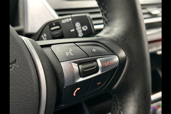 BMW 2 Serie Active Tourer 216d | M/Sport | Alcantara | Origineel NL | Camera | Cruise/Control | Stoel Verwarming |