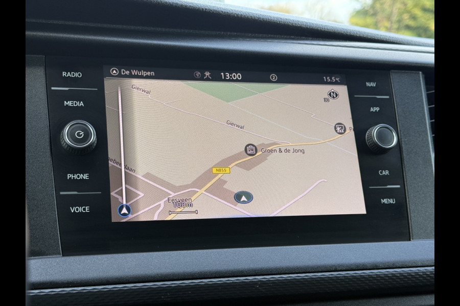 Volkswagen Transporter 2.0 TDI 111 PK HIGHLINE / STARLIGHT BLUE METALLIC / L2H1 / TREKHAAK / IMPERIAAL / CAMERA / CRUISE / AIRCO