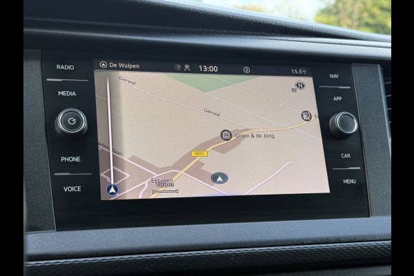 Volkswagen Transporter 2.0 TDI 111 PK HIGHLINE / STARLIGHT BLUE METALLIC / L2H1 / TREKHAAK / IMPERIAAL / CAMERA / CRUISE / AIRCO