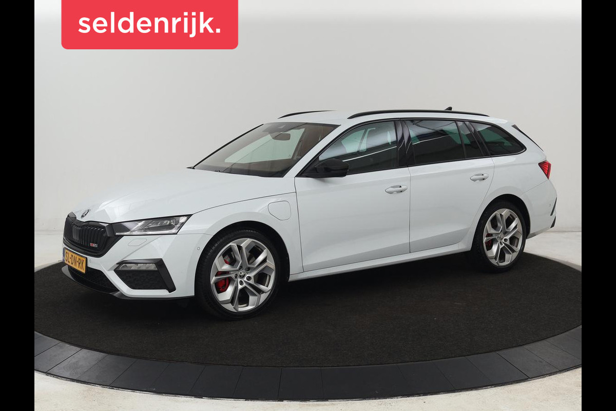 Škoda Octavia 1.4 TSI RS iV PHEV | Stoelverwarming | Head-Up | Matrix LED | Sfeerverlichting | Adaptive cruise | Side Assist | Carplay | Sportstoelen | Achterbankverwarming | Camera | Navigatie | Plug In